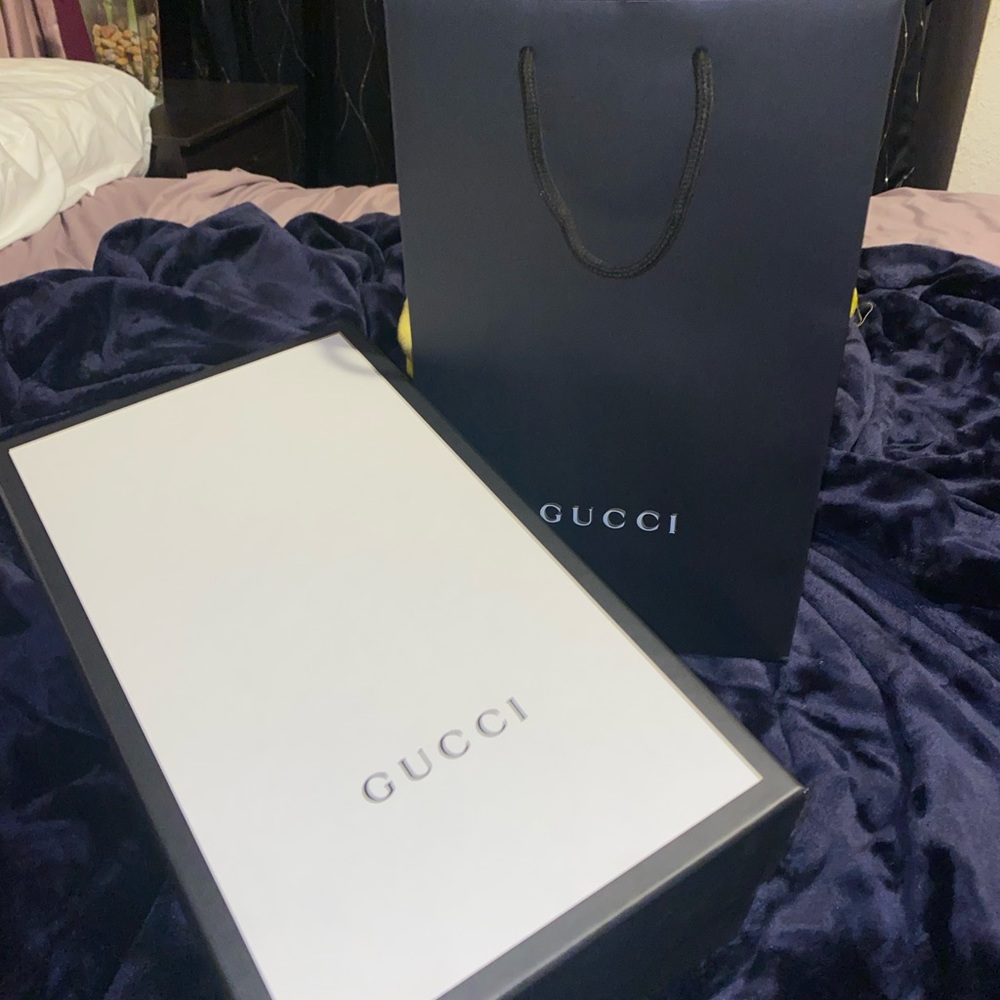 Gucci Packaging - shoe box and bag
